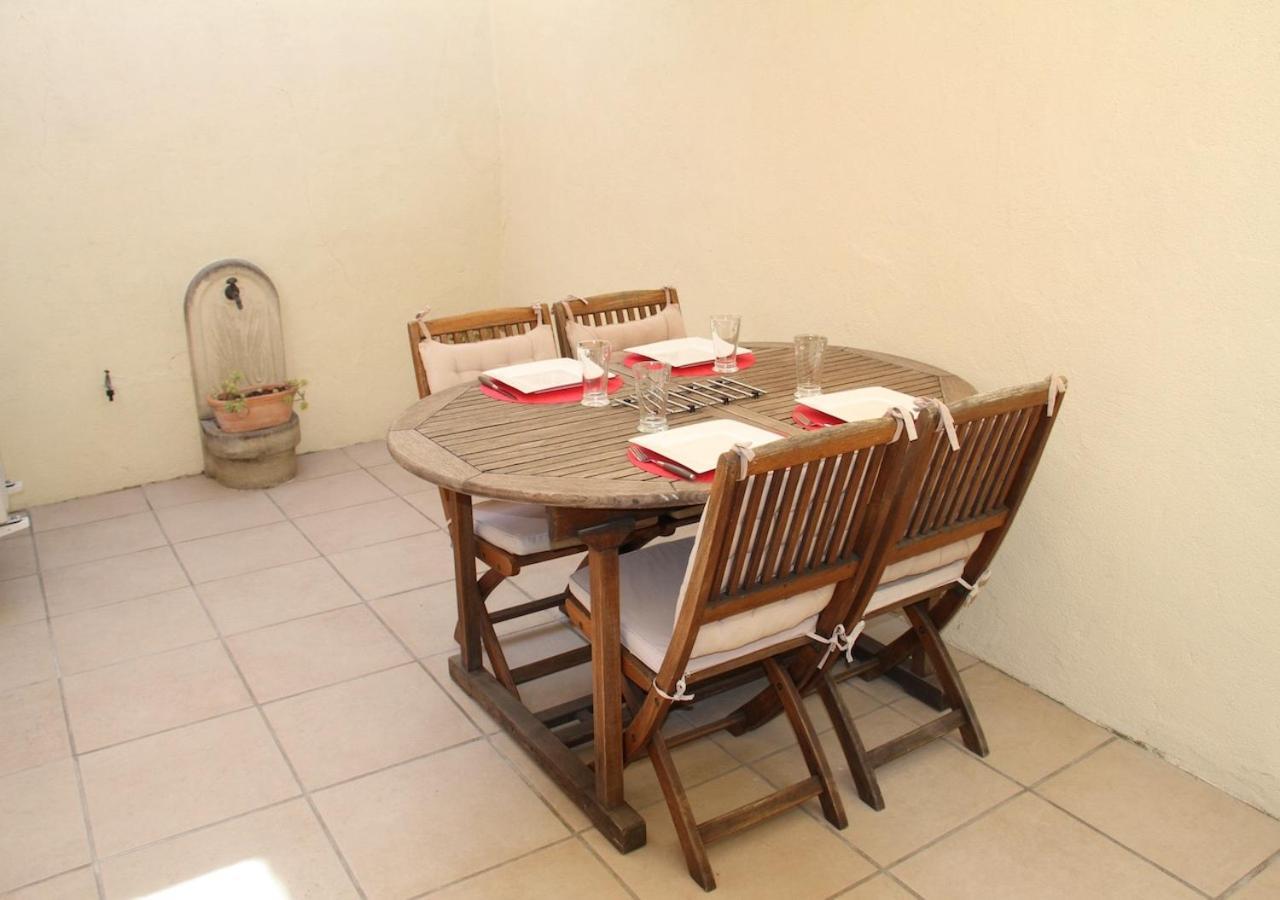 Agreable Maison De Ville Eyragues 外观 照片
